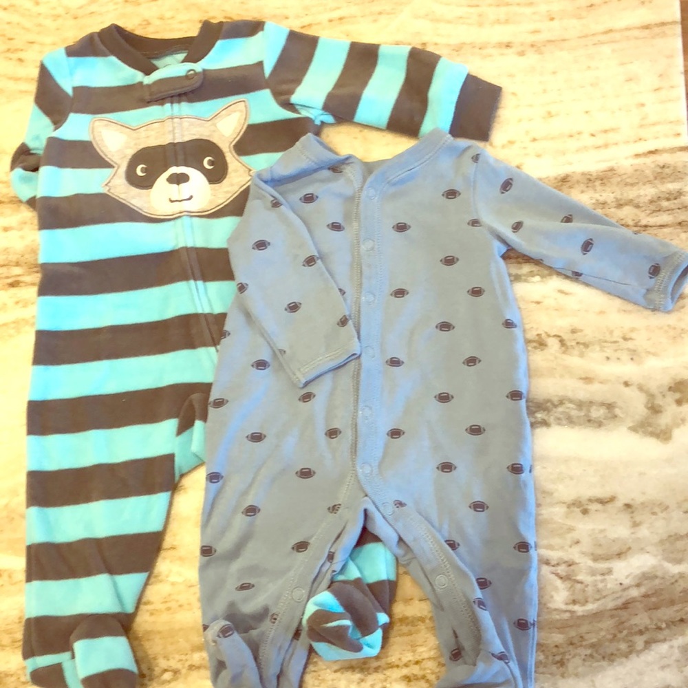 Carters set of 2 pajamas